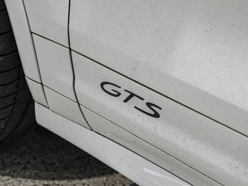 Used 2016 Porsche Cayenne GTS image 56