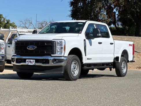 New 2026 Ford F250 XL w/ FX4 Off-Road Package image 7