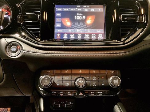 Used 2021 Dodge Durango GT image 29