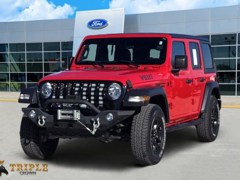 Used 2020 Jeep Wrangler Unlimited Sport image 2