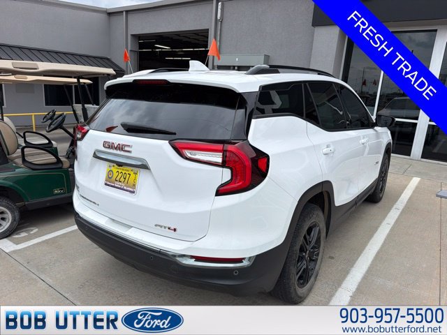 Used 2024 GMC Terrain AT4 w/ Tech Package AWD/4WD image 4