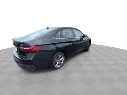 Used 2024 Volkswagen Jetta SE FWD image 8