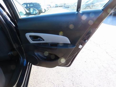 Used 2016 Chevrolet Cruze LS image 13