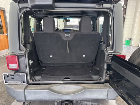 Used 2015 Jeep Wrangler Sport w/ Quick Order Package 24S image 10