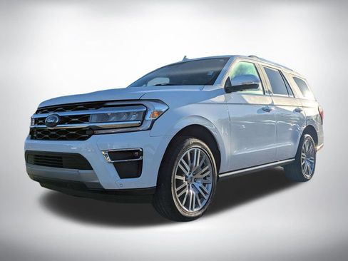 Used 2024 Ford Expedition Limited AWD/4WD image 7