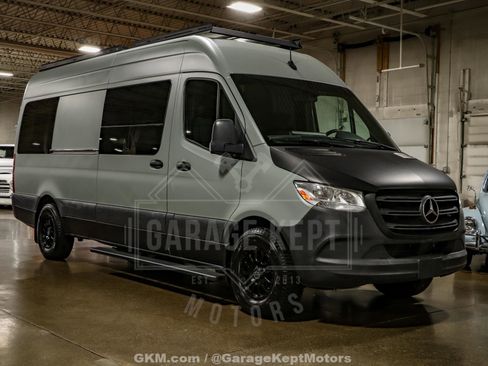 Used 2020 Mercedes-Benz Sprinter 2500 image 12