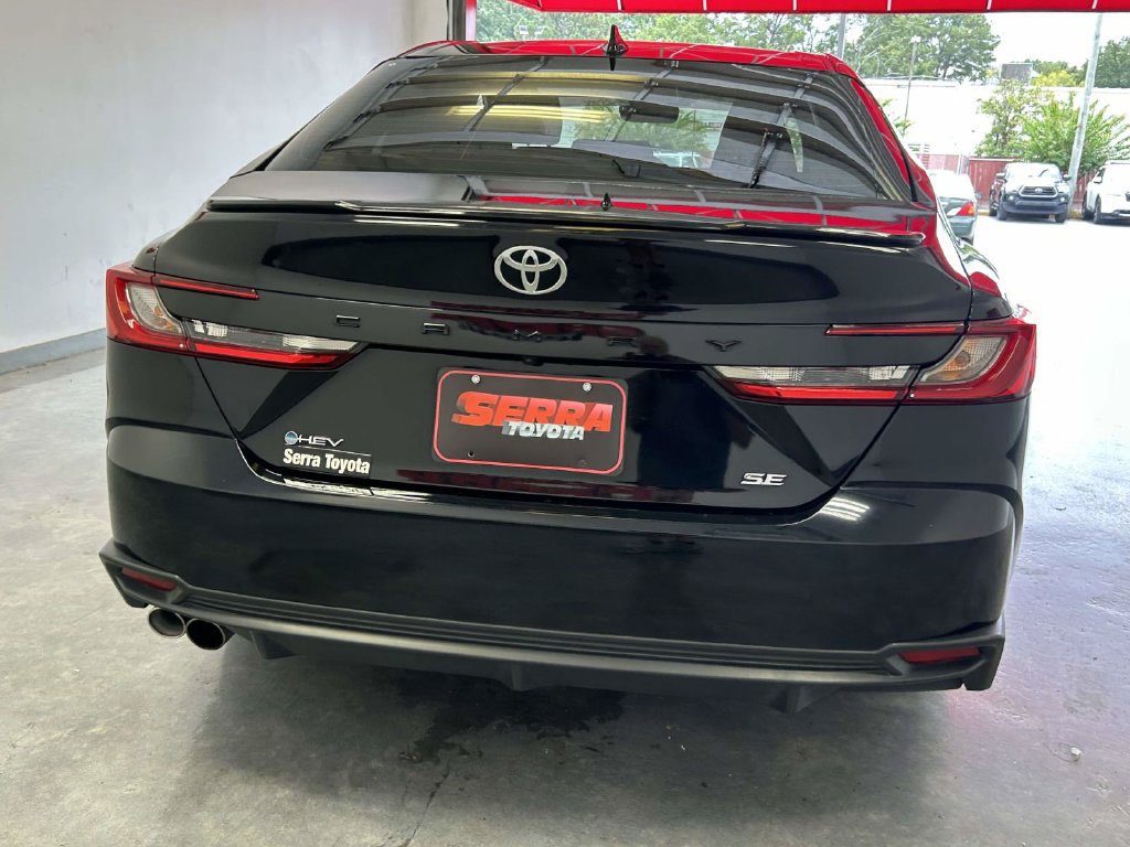 Certified 2025 Toyota Camry SE w/ Convenience Package FWD image 4
