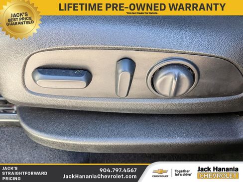 Certified 2021 Chevrolet Equinox LS w/ LS Convenience Package FWD image 17