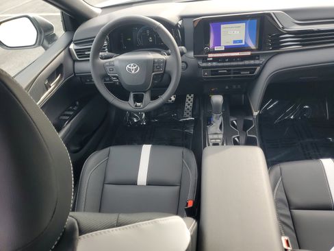 New 2026 Toyota Camry SE image 13