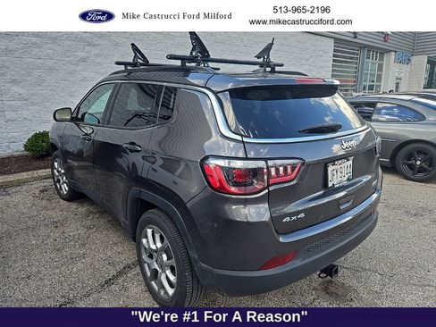 Used 2022 Jeep Compass Latitude w/ Sun and Sound Group AWD/4WD image 6