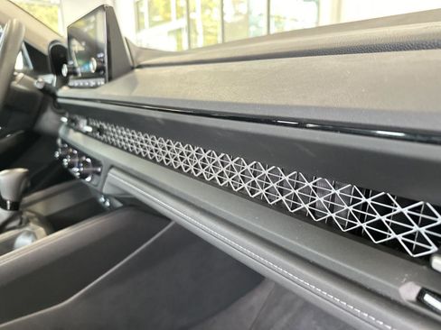 Certified 2023 Honda Accord EX image 35