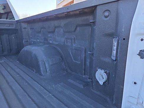 Used 2021 GMC Sierra 1500 AT4 w/ AT4 Value Package AWD/4WD image 32