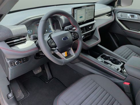 New 2026 Ford Explorer ST-Line w/ ST-Line Street Pack AWD/4WD image 23