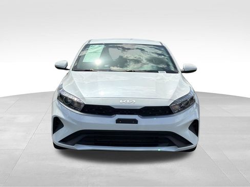 Used 2023 Kia Forte LXS FWD image 2