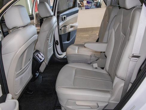 Used 2022 Kia Sorento EX FWD image 14