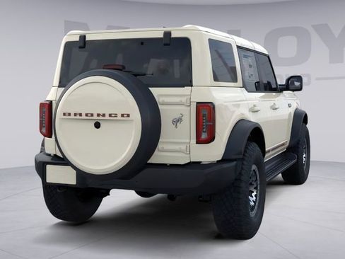 New 2026 Ford Bronco Outer Banks w/ Sasquatch Package AWD/4WD image 8