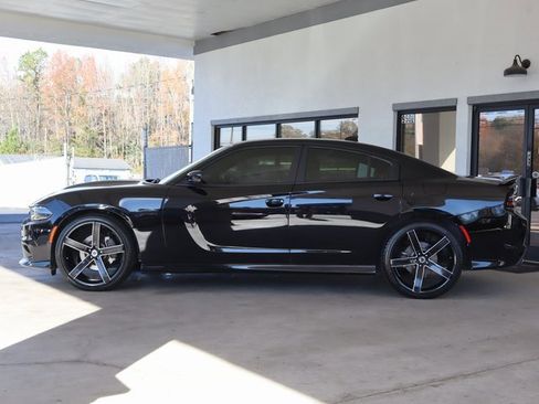 Used 2020 Dodge Charger GT image 2