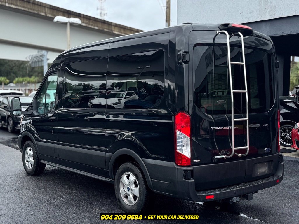 Used 2019 Ford Transit 150 XLT RWD image 4