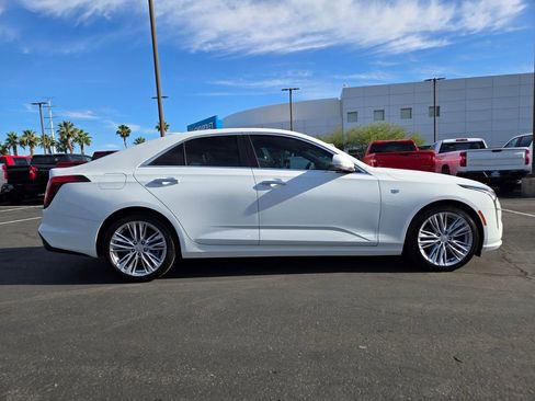 Used 2025 Cadillac CT4 Premium Luxury RWD image 7