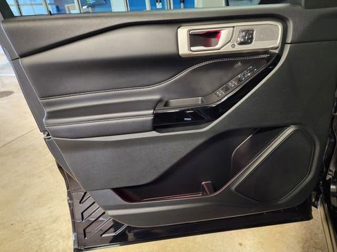 Used 2023 Ford Explorer ST w/ Equipment Group 401A image 10