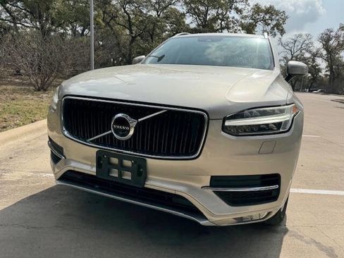 Used 2016 Volvo XC90 T6 Momentum w/ Momentum Plus Package image 6