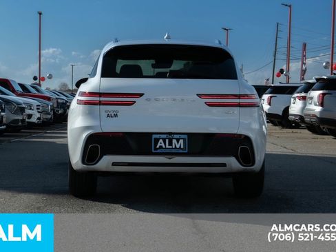 Used 2025 Genesis GV70 2.5T image 6