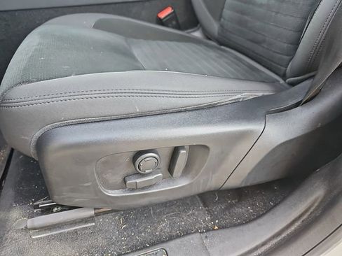 Used 2020 Land Rover Discovery Sport S image 12