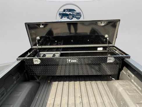 Used 2022 Chevrolet Silverado 1500 ZR2 w/ Technology Package image 34