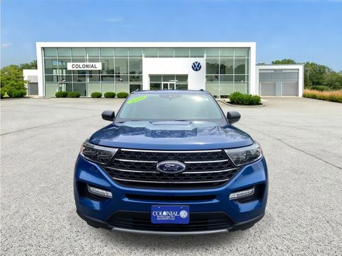 Used 2020 Ford Explorer XLT w/ Equipment Group 202A AWD/4WD image 8