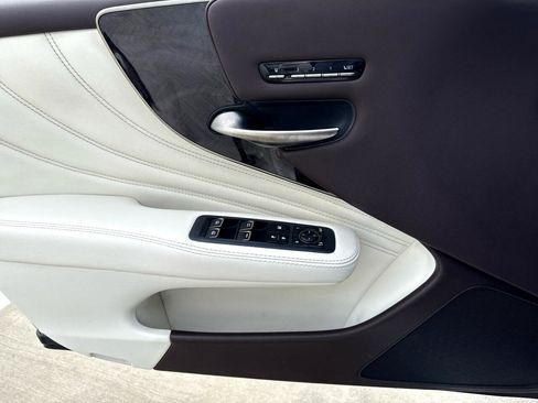 Used 2018 Lexus LS 500 image 28