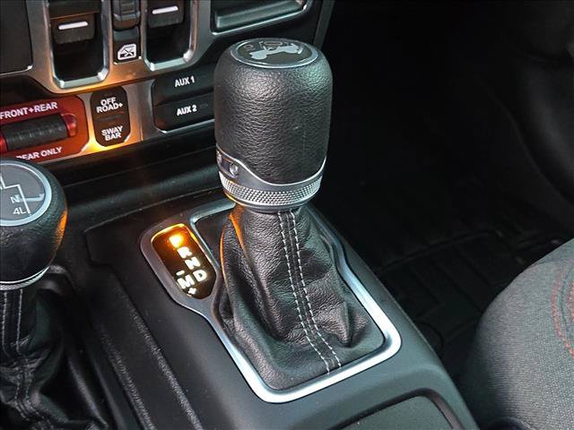 Used 2025 Jeep Wrangler Unlimited Rubicon w/ Safety Group AWD/4WD image 10