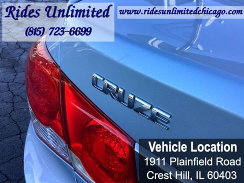 Used 2011 Chevrolet Cruze LT image 28