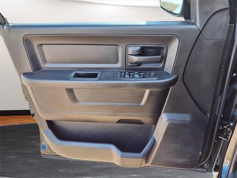 Used 2018 RAM 1500 Express w/ Express Value Package image 17