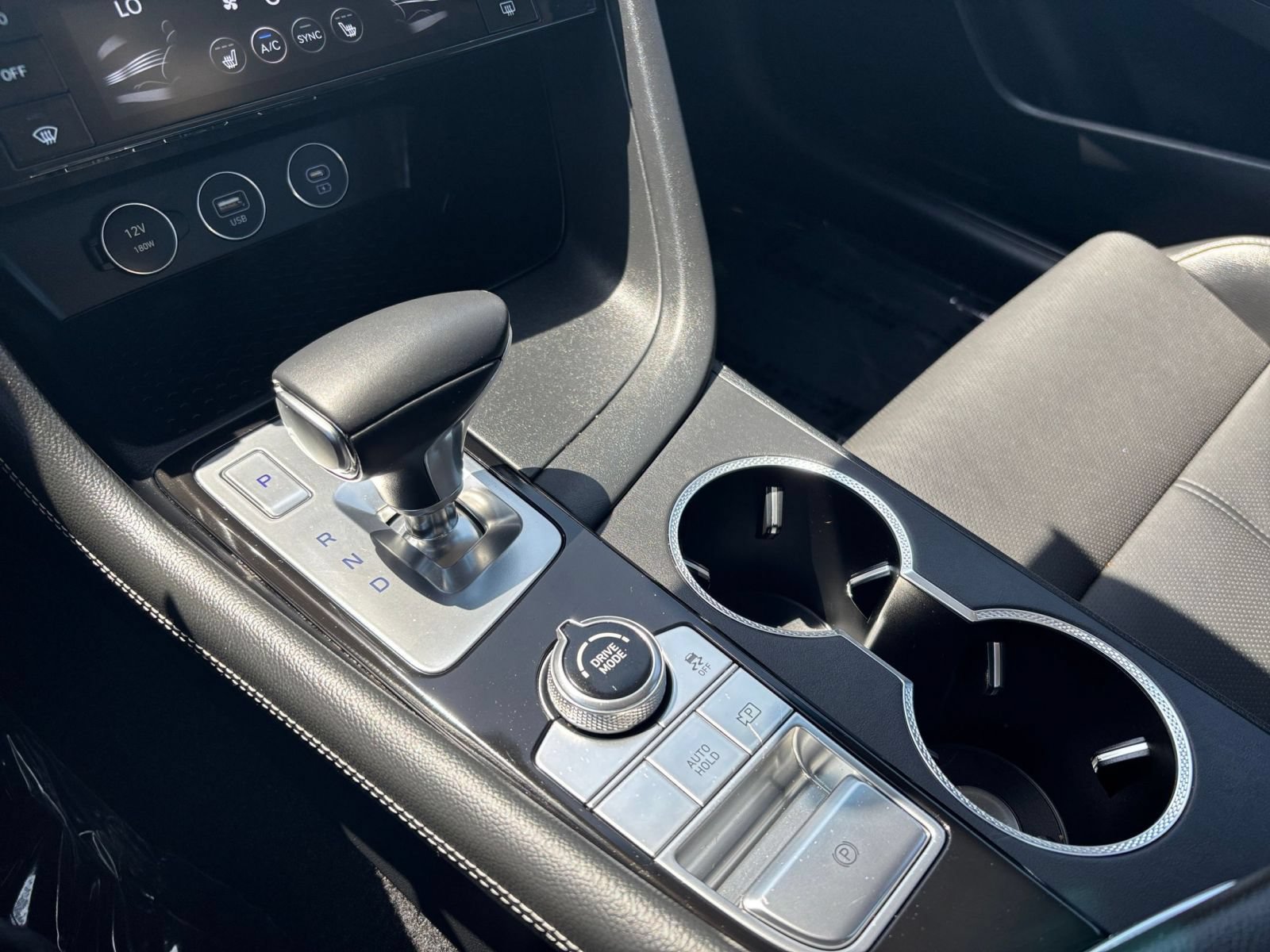 Used 2026 Genesis G70 2.5T RWD image 80