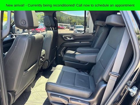 Used 2024 Chevrolet Tahoe Z71 w/ Luxury Package AWD/4WD image 11