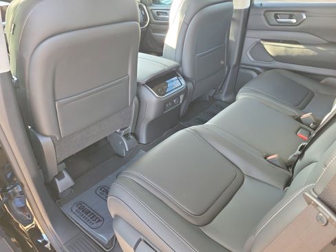 New 2026 Nissan Armada SV image 11