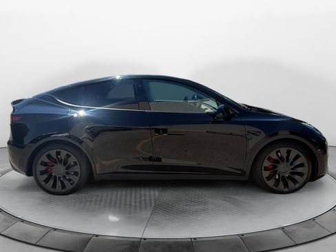 Used 2021 Tesla Model Y Performance AWD/4WD image 8