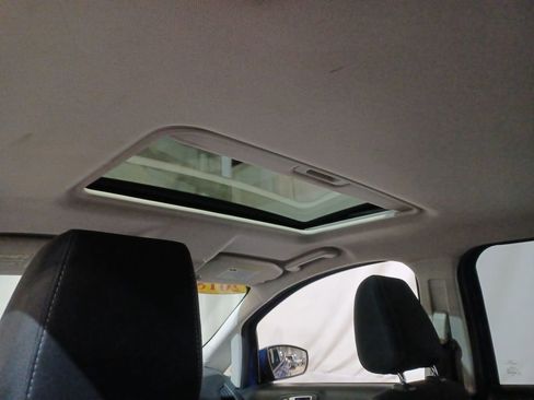 Used 2018 Ford EcoSport SE w/ SE Convenience Package image 16