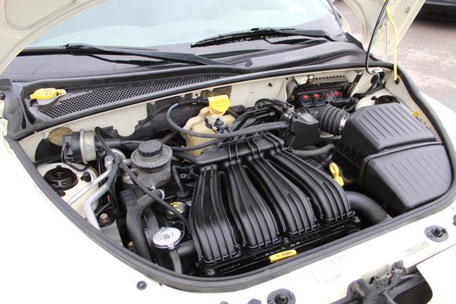 Used 2005 Chrysler PT Cruiser Touring FWD image 20
