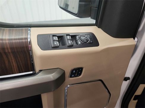 Used 2017 Ford F150 Lariat w/ Equipment Group 502A Luxury image 29