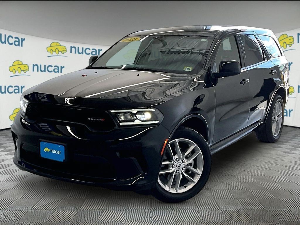Used 2025 Dodge Durango GT AWD/4WD image 3