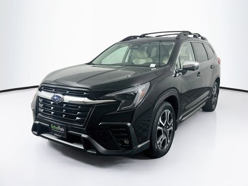 Used 2023 Subaru Ascent Limited w/ Technology Package AWD/4WD image 3