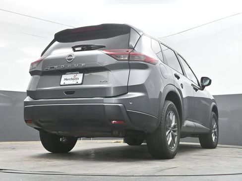 Used 2024 Nissan Rogue S AWD/4WD image 41