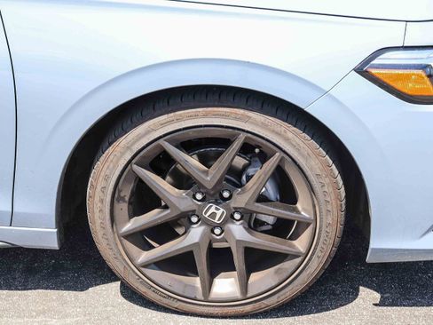 Used 2024 Honda Civic Sport image 7