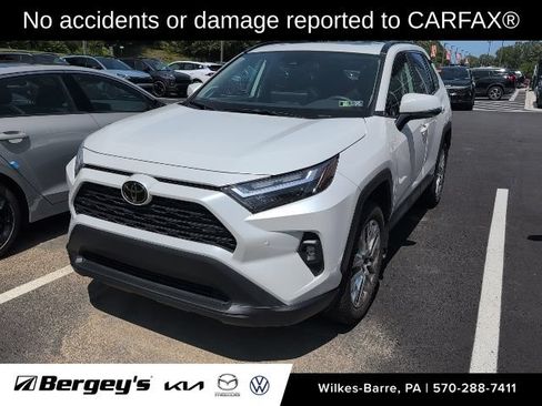Used 2023 Toyota RAV4 XLE Premium AWD/4WD image 2