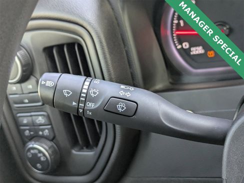 Used 2024 Chevrolet Silverado 2500 Custom w/ Custom Value Package image 27