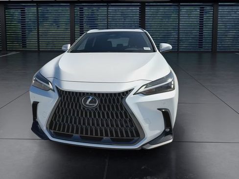 Used 2025 Lexus NX 250 FWD w/ Accessory Package (K3) image 3
