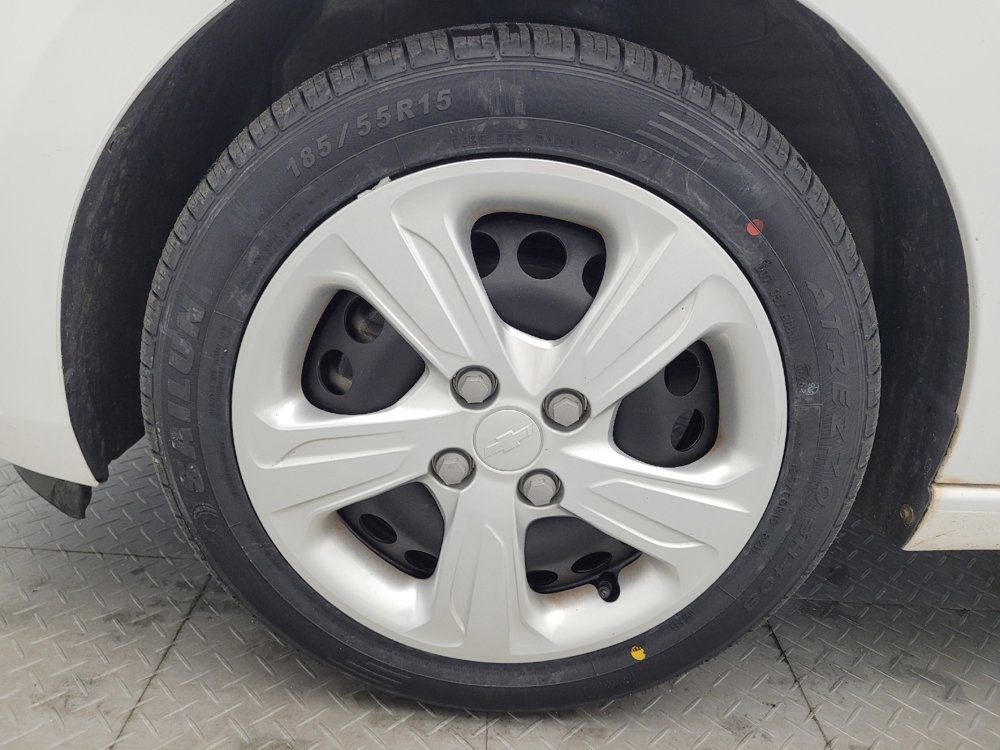 Used 2019 Chevrolet Spark LS FWD image 31