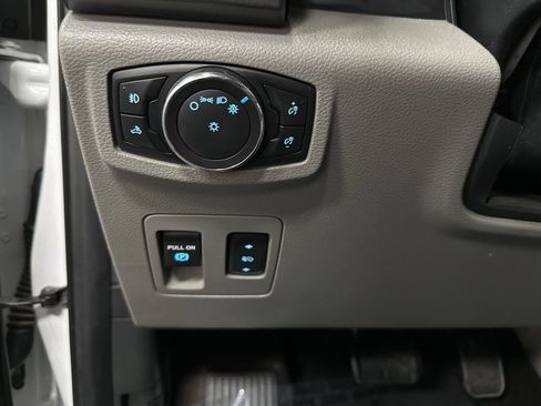 Used 2018 Ford F150 XLT w/ Equipment Group 302A Luxury image 32