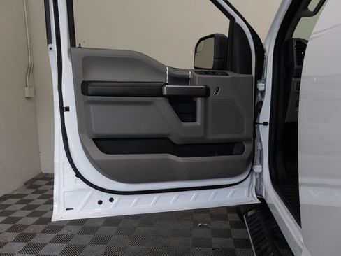 Used 2019 Ford F150 4x4 SuperCrew image 16